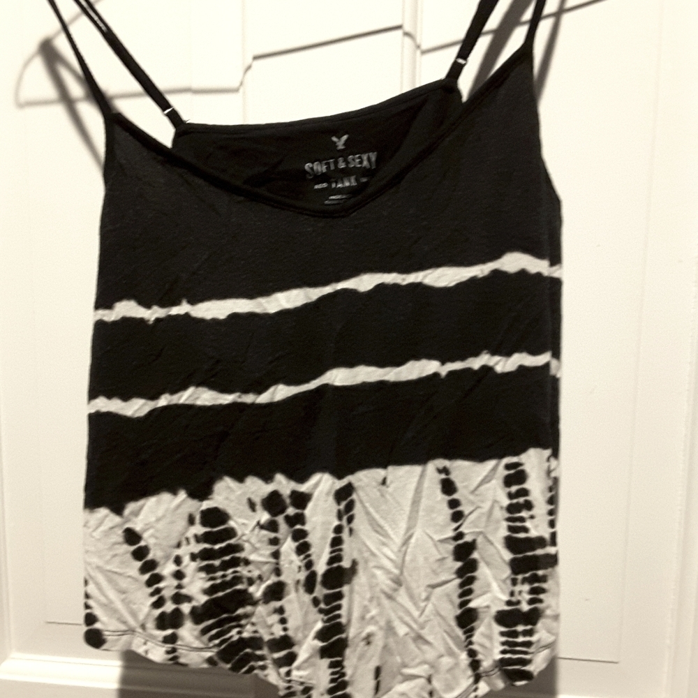 American Eagle tank black and white Medium